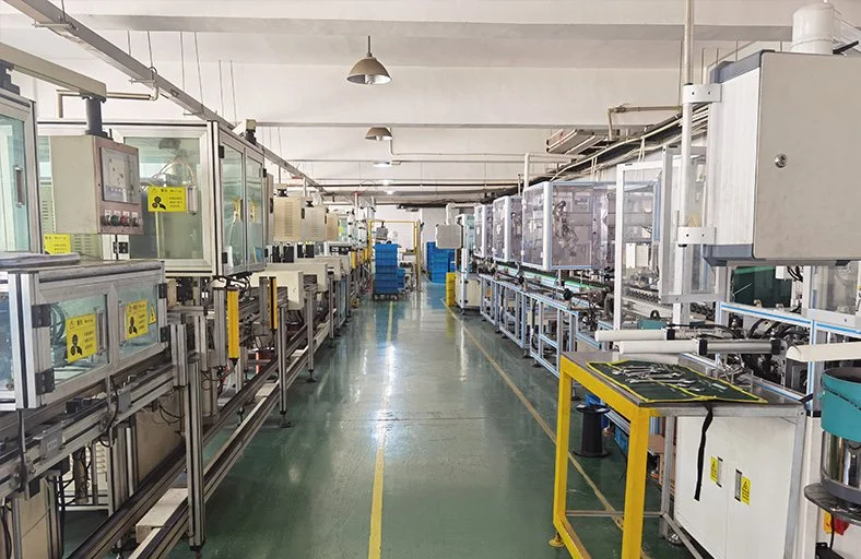 Dongzheng official production-environment photograph captioned fully automatic rotor production line